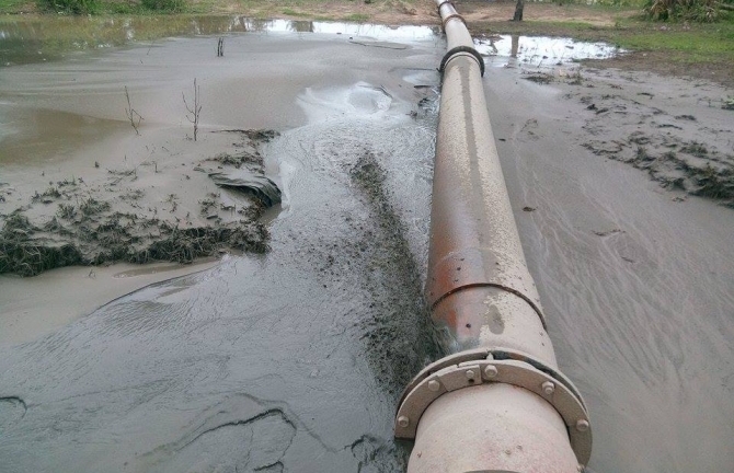 Hà Tĩnh: Doanh nghiệp ngang nhiên xả cát thải, gây ô nhiễm nghiêm trọng