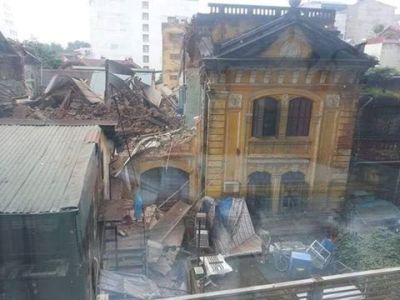 Tòa nhà bị sập đã từng được xin phá dỡ