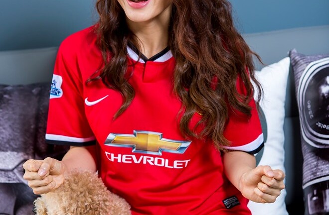 Diễm My 9X mong Man City gục ngã trước Tottenham