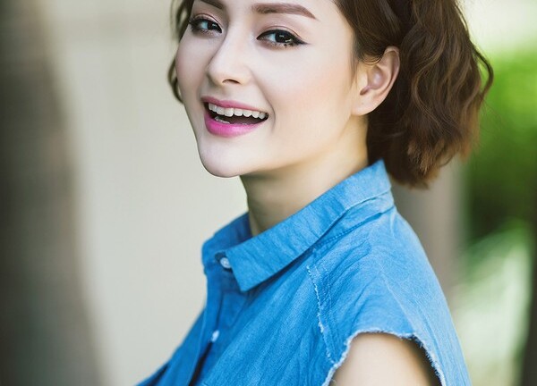 Lan Phương gặp rắc rối với bố khi đóng cảnh nóng