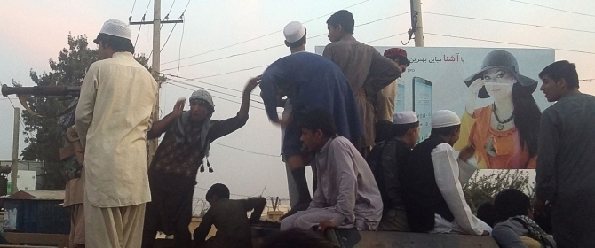 Mỹ không kích sau khi Taliban chiếm thành phố Kunduz