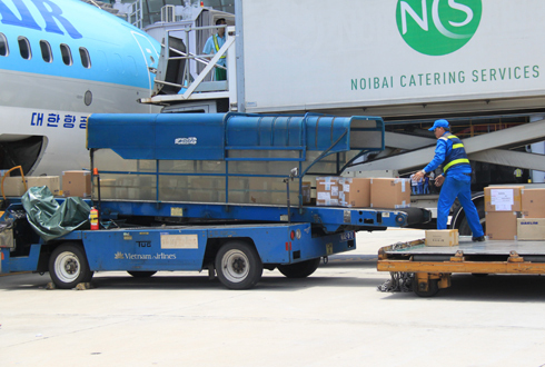 Tìm ra thủ phạm móc trộm đồ tại sân bay Nội Bài