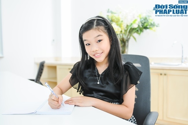 Giọng hát Việt Nhí 2015: Nghệ sĩ Opera ấn tượng với Phương Khanh