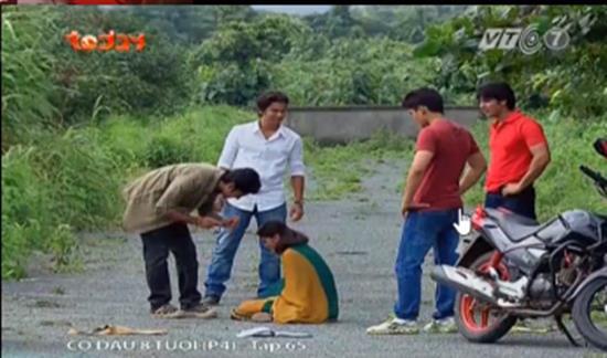 Cô dâu 8 tuổi phần 4 tập 65: Anandi thẳng tay tát kẻ lưu manh