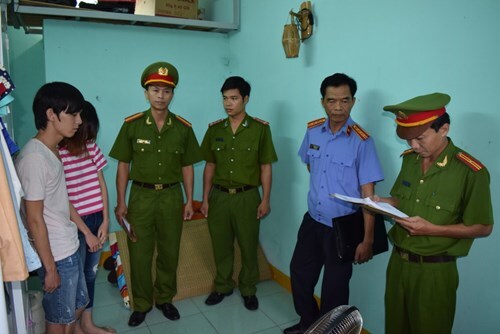 Khởi tố đôi tình nhân lừa tiền tỷ qua Facebook