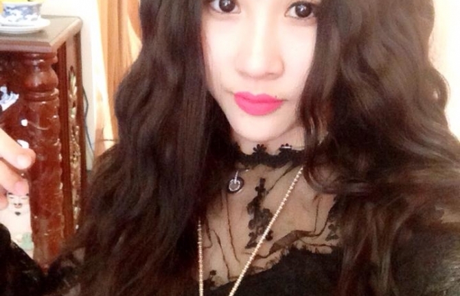 Tìm lại những cô nàng được phong là 'hot girl' sau một bức ảnh