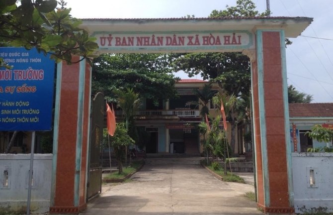 Cán bộ xã 