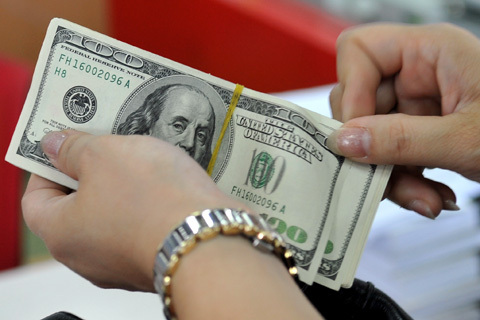 Tỷ giá USD/VND hôm nay 8/10 tiếp tục giảm mạnh