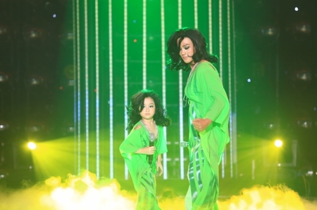 Gương mặt thân quen nhí 2015 tập 2: Thanh Lam nhí khiến giám khảo 