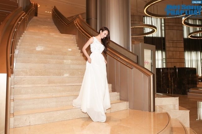 Hoa hậu Ngọc Diễm đẹp quyến rũ hút hồn tại sự kiện