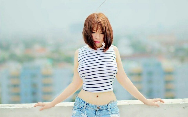 Hình ảnh thường ngày của cô nàng sở hữu vòng ngực 92cm
