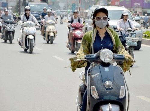 Dự báo thời tiết hôm nay 14/10: Miền Bắc ấm dần, Trung Bộ có mưa