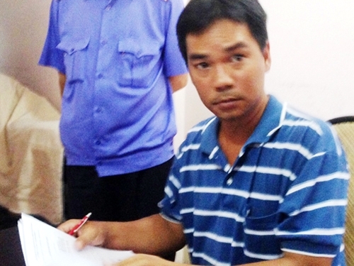 Cán bộ thi hành án 