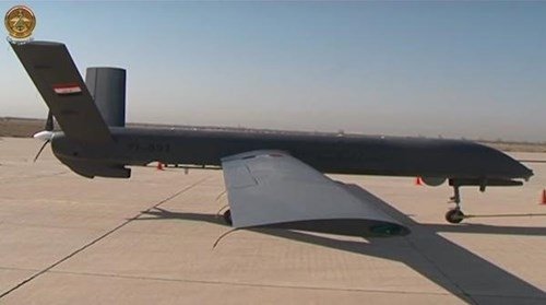Cận cảnh máy bay không người lái CH-4B của Iraq dội bom IS