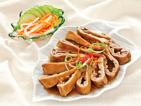 Món ngon đầu tuần: Bò xào ớt khô, bao tử sốt nước dừa