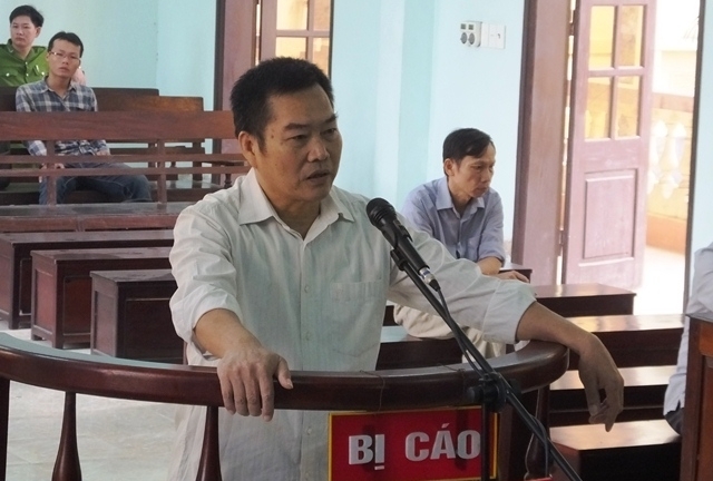 Hiệu phó trường y dược lãnh án vì trốn thuế tiền tỷ