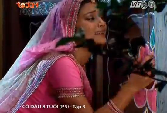 Cô dâu 8 tuổi phần 5 tập 3: Puli nguyện làm người ở, ở chuồng bò để được gần con