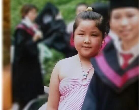 Giảm 50kg cô gái trở nên vô cùng xinh đẹp khiến bao chàng trai say đắm