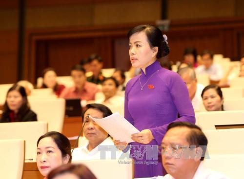 Thảo luận nội dung còn vướng mắc của dự thảo Bộ luật dân sự