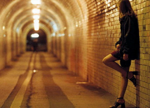 Số cán bộ công chức đi mua dâm là 3\%