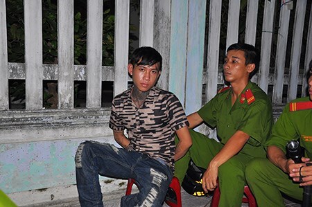 Bảo vệ tổ dân phố chuyên cung cấp... ma túy 