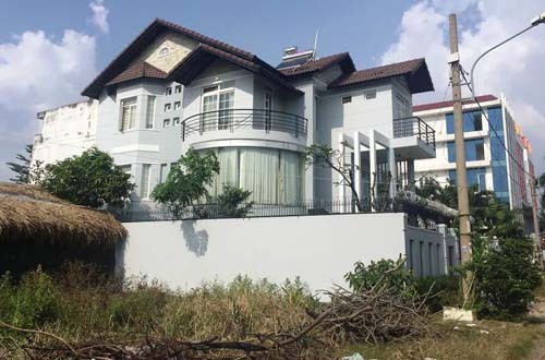 Biệt thự của đại gia Sài Gòn bị trộm 