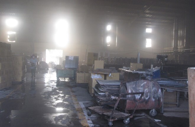 “Bà hỏa” gõ cửa công ty gỗ, cả trăm công nhân hoảng loạn