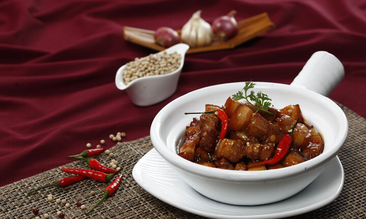 Thịt kho tiêu thơm ngon đậm đà cho bữa cơm tối