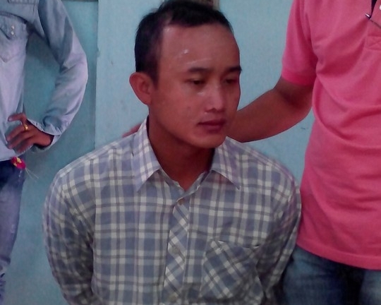 Cô gái bị người tình trên mạng dụ vào công viên hiếp dâm