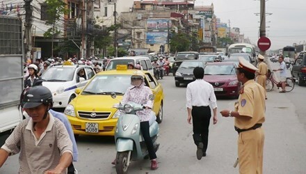 Phân luồng 13 tuyến phố phục vụ Đại hội Đảng