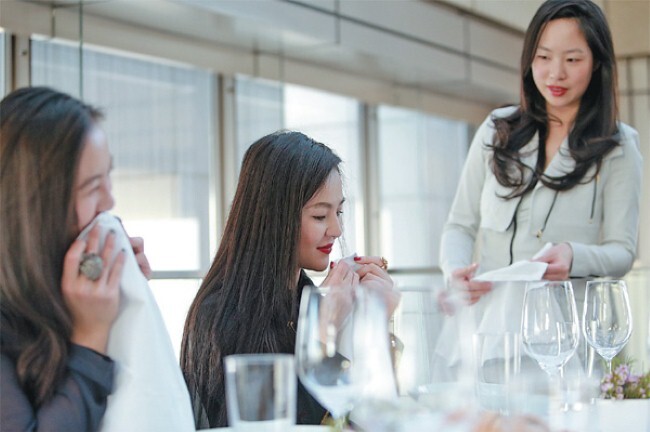 Nhà giàu Trung Quốc vung 