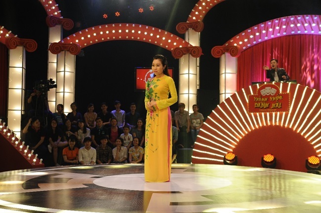 Thách thức danh hài tập 1: Cô giáo dạy Hóa 