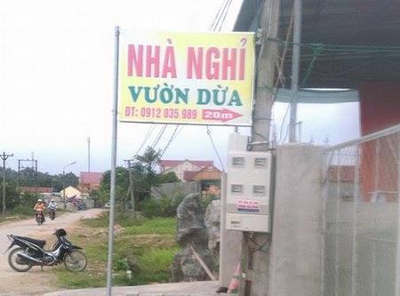 Vào nhà nghỉ trong thôn gọi gái mại dâm, bị cảnh sát 