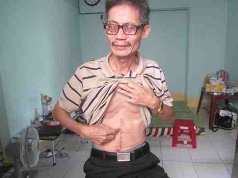 Không trộm được tiền chơi game, con trai vung dao sát hại cha ruột