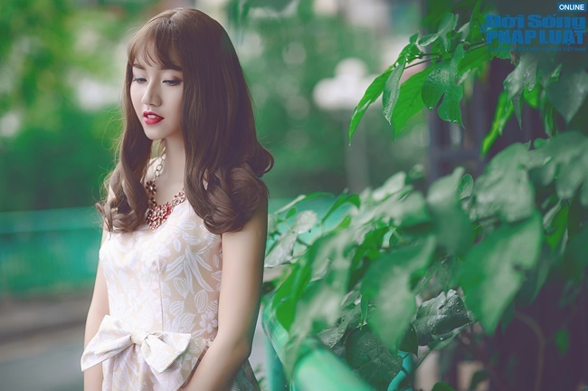 Á hậu Ngô Trà My khác lạ trong bộ ảnh mới