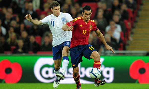 Cazorla giúp Tây Ban Nha hạ gục người Anh