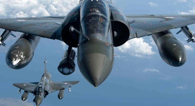 Trả đũa IS, Pháp dội bom một loạt căn cứ ở Syria