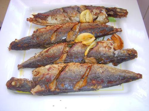 Cá nục sốt cà chua đậm đà thơm nức