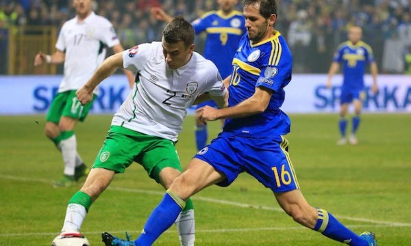 Ireland chính thức góp mặt ở Euro sau trận cầu siêu thực dụng