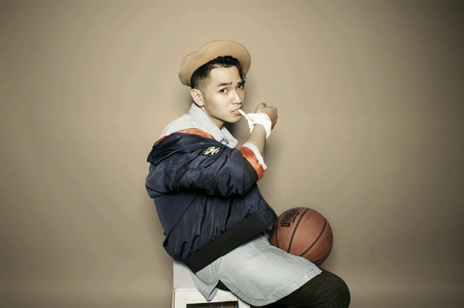 Phạm Hồng Phước từng muốn bỏ nghề hát đi bán cơm chay