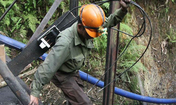 Sập hầm Hòa Bình: 2 công nhân đang mắc kẹt với độ sâu 700m