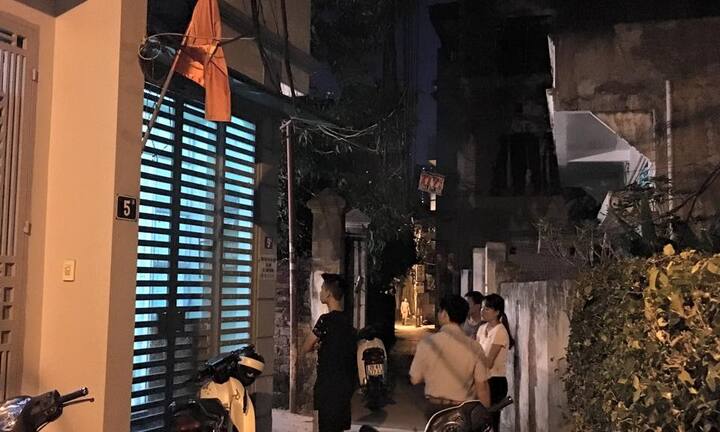 Bố mẹ đi vắng, nữ sinh bị kẻ lạ vào nhà sát hại