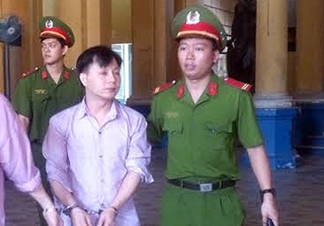 Nam thanh niên đâm chết người vì không đòi được nợ
