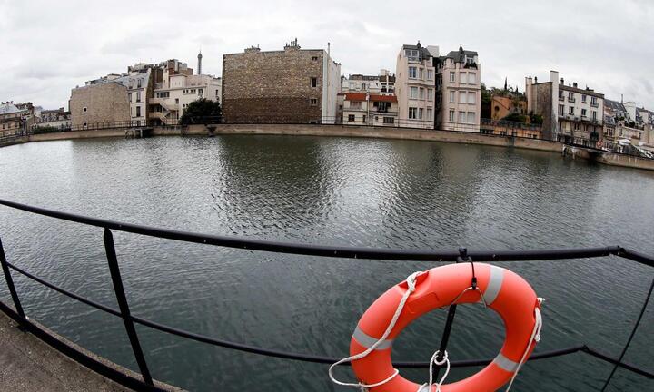 Vụ khủng bố Paris: Pháp lo ngại IS đầu độc nguồn nước