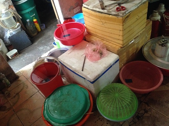 Giữa thủ đô, dân “khốn đốn” vì nước mất như cơm bữa