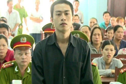 Sinh nhật con, bố bị bạn nhậu đâm chết