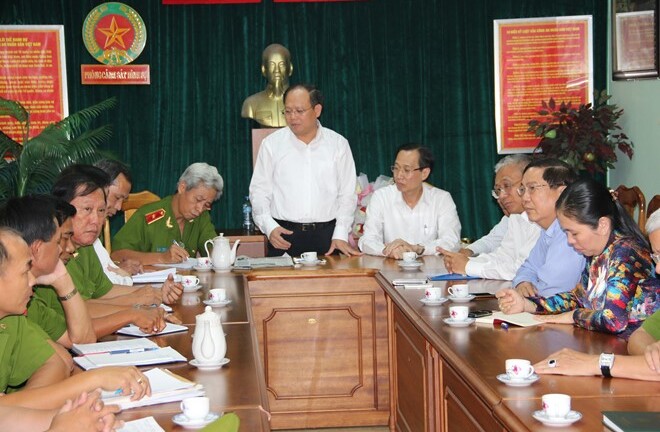 Cảnh sát chặn nhiều nhóm giang hồ thanh toán nhau bằng súng