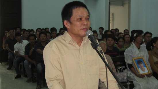 Chủ quán giải khát đâm chết người vì 10.000 đồng trong ván bạc