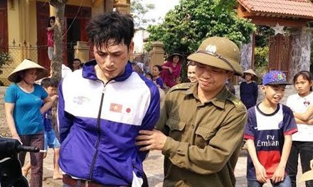 Quyết bắt