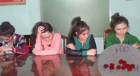 Phát hiện 4 cô gái tuổi 20 